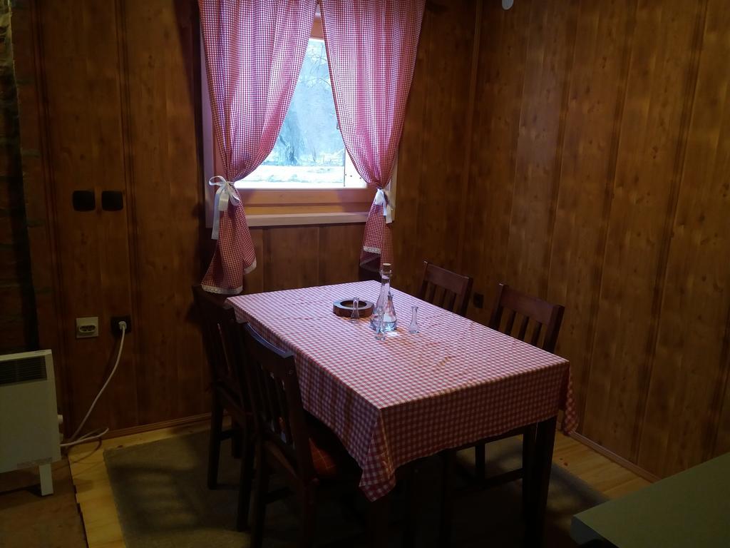 Apartment Mateja Μόκρα Γκόρα Εξωτερικό φωτογραφία
