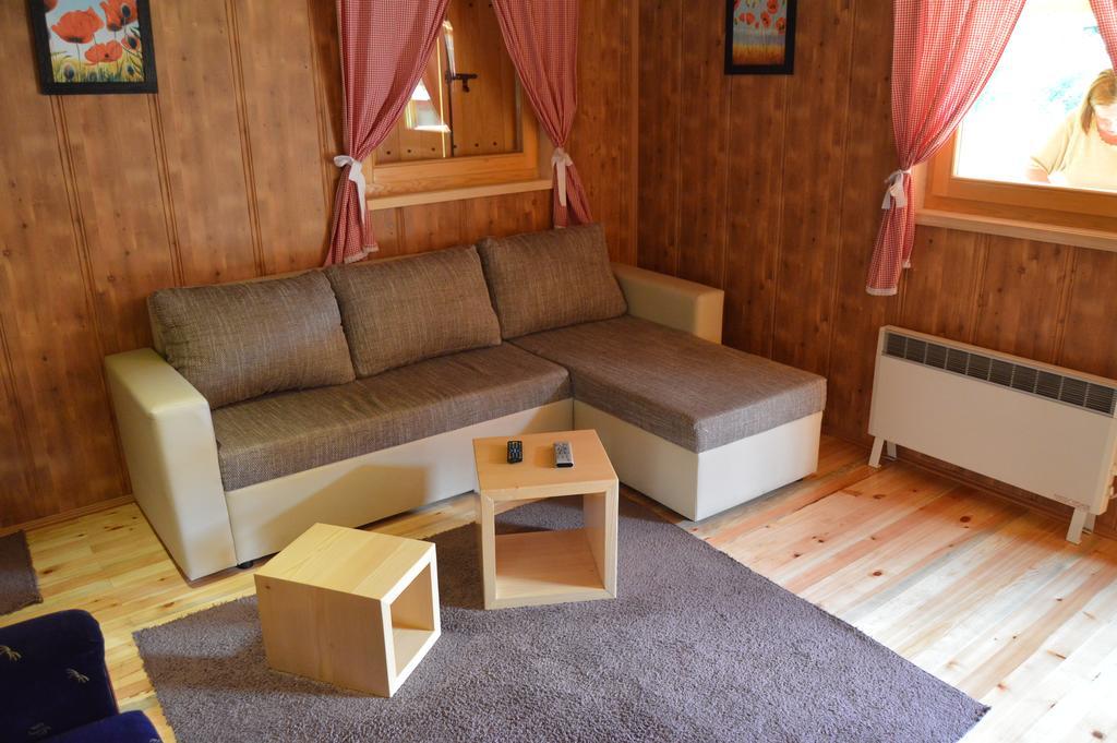Apartment Mateja Μόκρα Γκόρα Εξωτερικό φωτογραφία